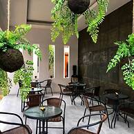 IOOVE Tanjung Seminyak Suites