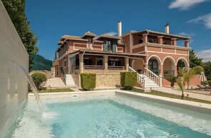 Amalthia Villa