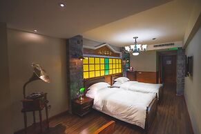 History Boutique Inn