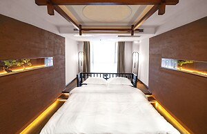 History Boutique Inn