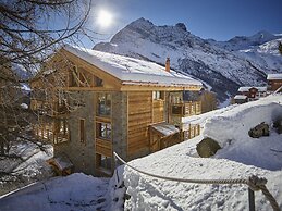 Chalet Annapurna Winter Suite
