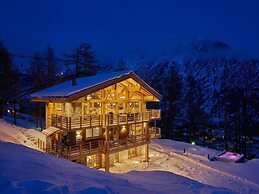 Chalet Annapurna Winter Suite