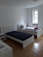 Apartments Sachsenallee