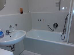 Apartments Sachsenallee