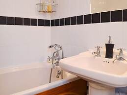 Picturesque Riverside Cottage - 2 Bedroom
