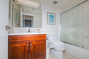 Spacious One Bedroom Harbor View Condos at Ilikai Marina With Private 