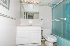 Spacious One Bedroom Harbor View Condos at Ilikai Marina With Private 