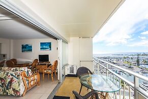 Spacious One Bedroom Harbor View Condos at Ilikai Marina With Private 