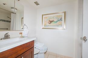 Spacious One Bedroom Harbor View Condos at Ilikai Marina With Private 
