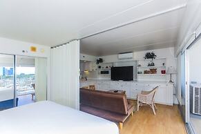 Spacious One Bedroom Harbor View Condos at Ilikai Marina With Private 