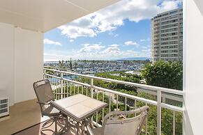 Spacious One Bedroom Harbor View Condos at Ilikai Marina With Private 