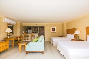 Spacious One Bedroom Harbor View Condos at Ilikai Marina With Private 