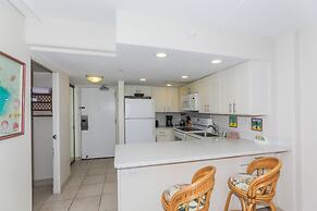 Spacious One Bedroom Harbor View Condos at Ilikai Marina With Private 