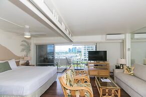 Spacious One Bedroom Harbor View Condos at Ilikai Marina With Private 