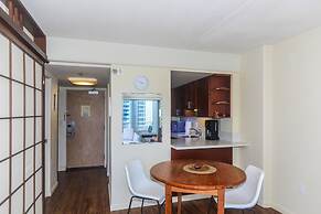 Ilikai Tower 1 Bedroom City View Condos with Private Lanai & Free Wifi