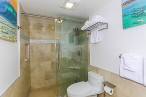 Fully Furnished Ilikai Tower 525 Condo With Free Wifi, Near Best Waiki