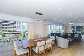 Fully Furnished Ilikai Tower 525 Condo With Free Wifi, Near Best Waiki