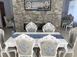 Luxury big house cinema pool many guests