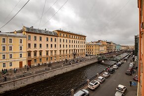 Apartments near Spilled Blood 2