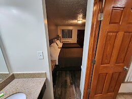 Jefferson Hills Motel