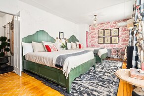 Twin Gables of Woodstock