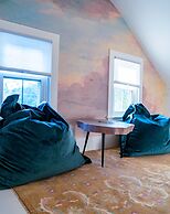 Twin Gables of Woodstock