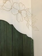 Twin Gables of Woodstock