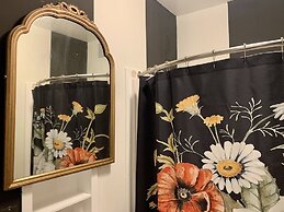 Twin Gables of Woodstock