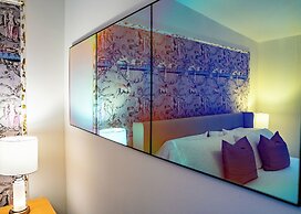 Twin Gables of Woodstock