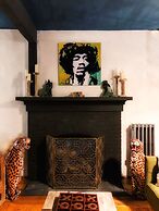 Twin Gables of Woodstock