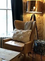 Twin Gables of Woodstock