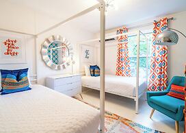 Twin Gables of Woodstock