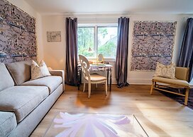 Twin Gables of Woodstock