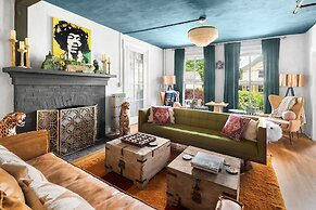 Twin Gables of Woodstock