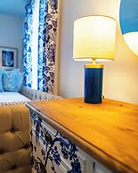 Twin Gables of Woodstock