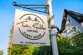 Twin Gables of Woodstock