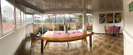 Hostal Casa Lantana Usaquén - Hostel