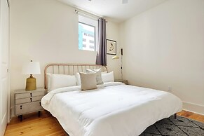 Sonder by Marriott Bonvoy The Louie Apartments CBD