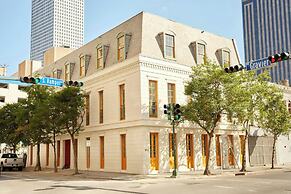 Sonder by Marriott Bonvoy The Louie Apartments CBD