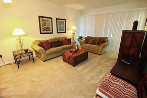 2633 Trafalgar Village