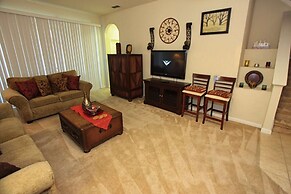 2633 Trafalgar Village