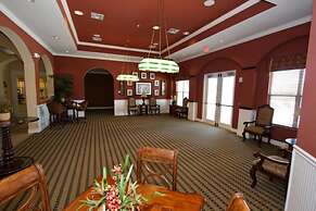 2633 Trafalgar Village