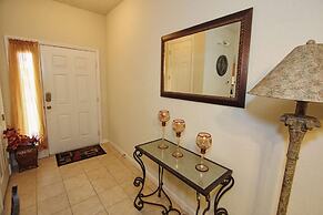 2633 Trafalgar Village