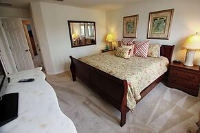 2633 Trafalgar Village