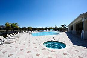 4970 Trafalgar Village