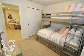 8862 Windsor at Westside