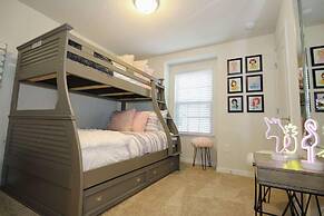 8862 Windsor at Westside