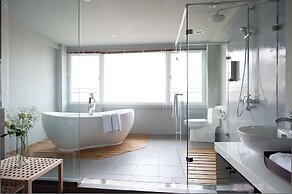 Leo 111 - Arena Ruifeng