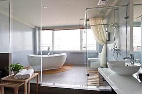 Leo 111 - Arena Ruifeng