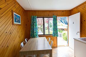 Wonboyn Cabins & Caravan Park